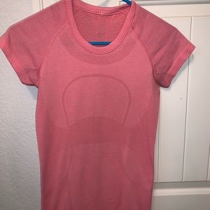 Lululemon Swiftly Tech Short Sleeve Crew